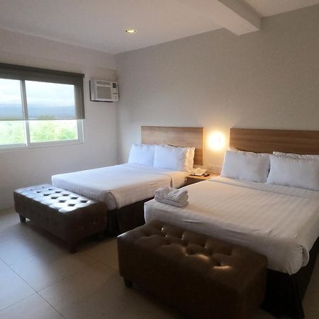 Mango Suites Tuguegarao Extérieur photo